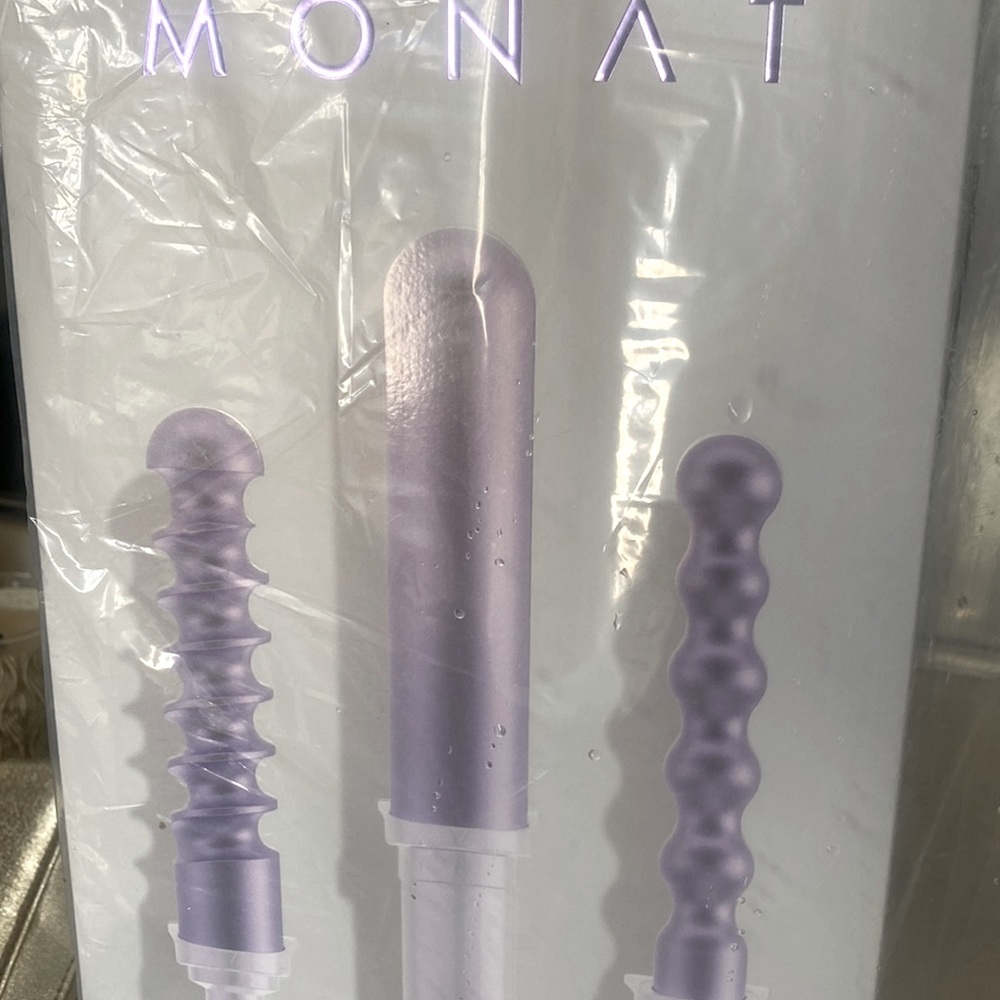 Monat Endless Curls